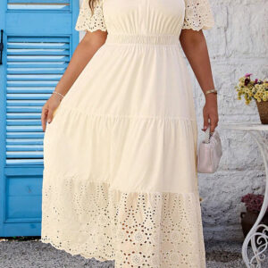 Apricot Plus Size V Neck Lacy Embroidery Patchwork Short Sleeve Maxi Dress